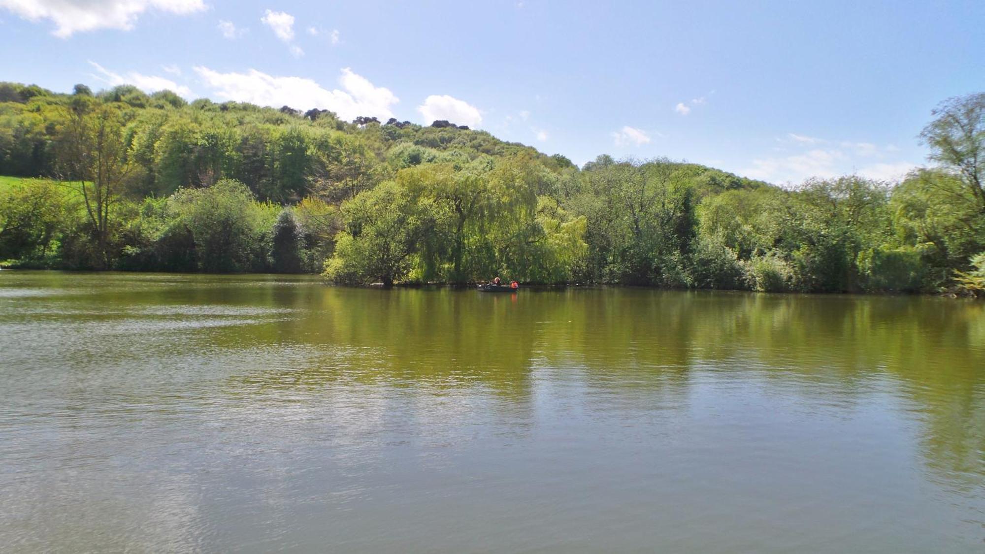 Cabanes Flottantes Et Gites Au Fil De L'Eau Colleville Екстер'єр фото